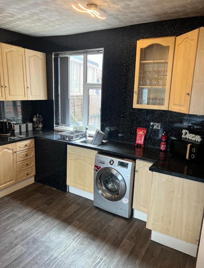 Sea View Lavish Apartment Sky Tv Whirlpool Bath Huge Balcony Newly Refurbished Bridlington Eksteriør billede