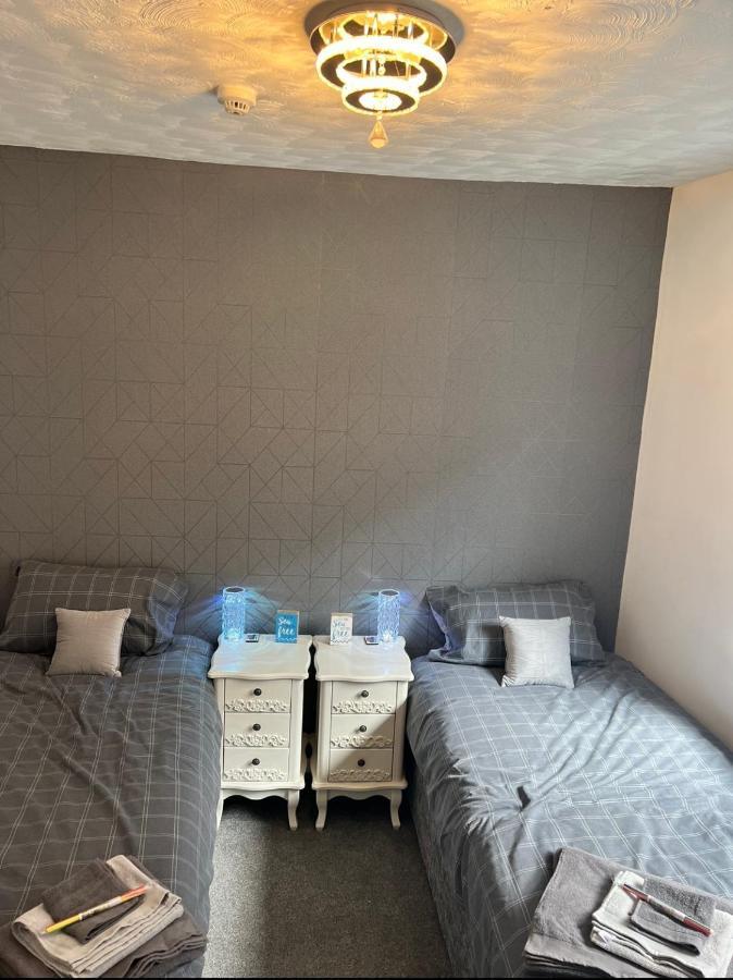 Sea View Lavish Apartment Sky Tv Whirlpool Bath Huge Balcony Newly Refurbished Bridlington Eksteriør billede